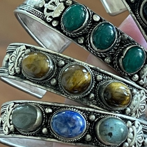 Genuine Tibetan silver gemstone bracelets - Picture 4 of 11
